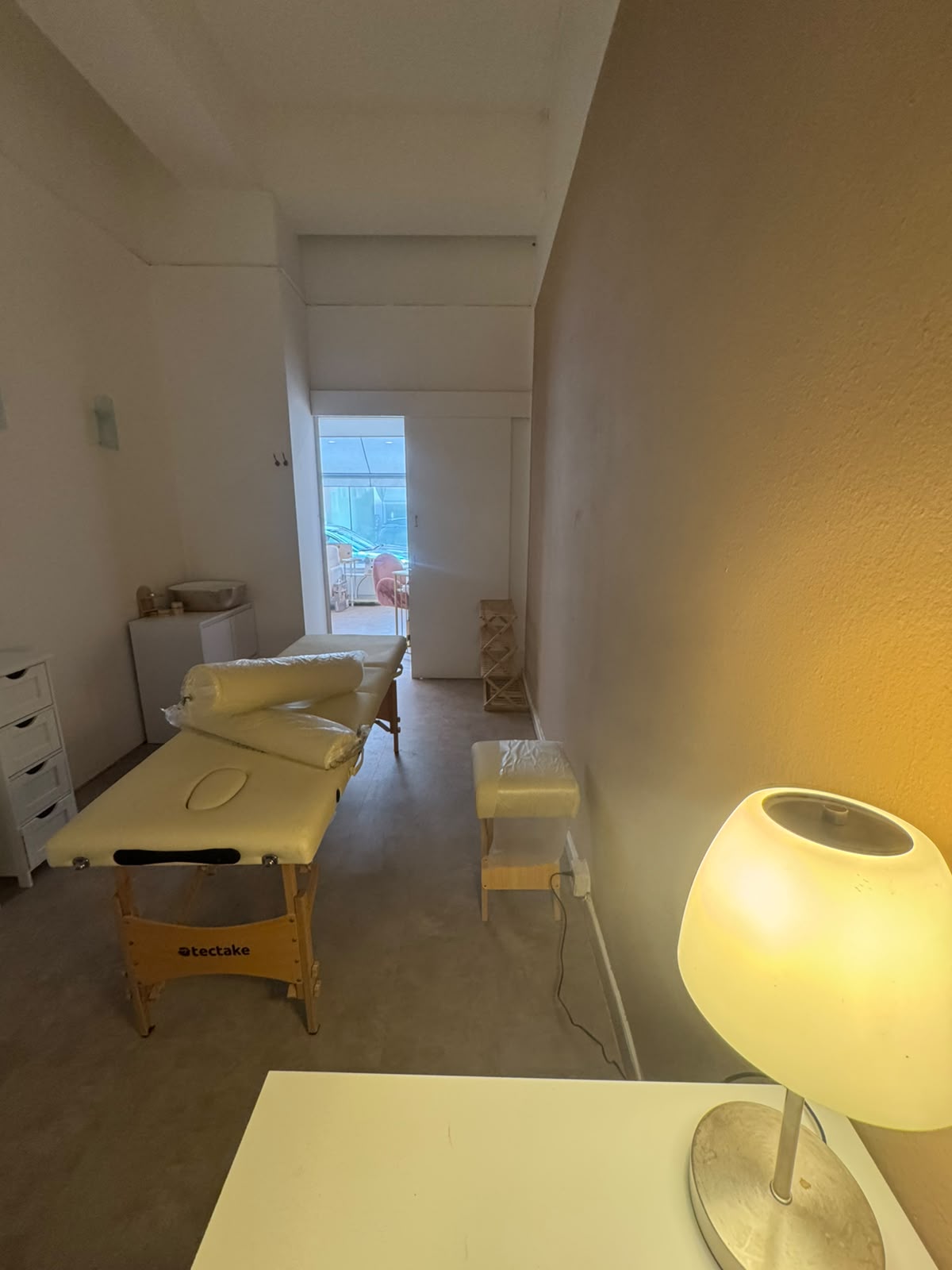 Yaya Beauty Lounge interior 9